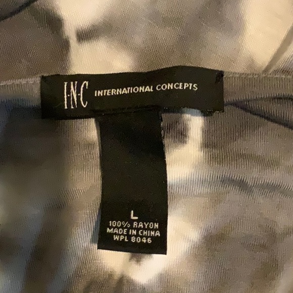 Tie-dye Maxi Dress w/ beading & builtin shelf bra - Picture 5 of 6